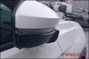 Intermitentes laterales e ITV: ¿Qué debe tener en cuenta?